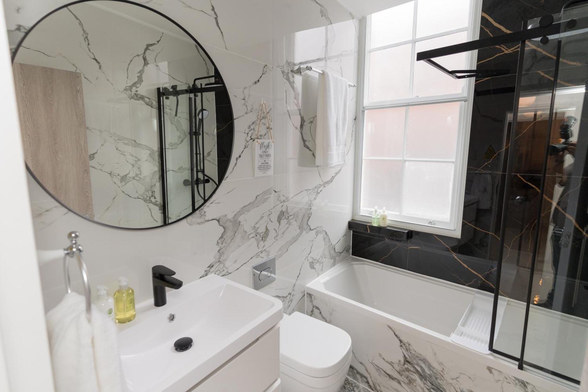 Luxurious 2 Bed Birmingham House Free Parking - Sleeps 6 Apartment Exterior photo